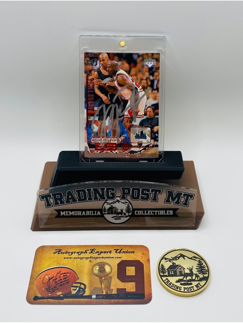 Michael Jordan Signed Card With COA (121159) (Bulls)